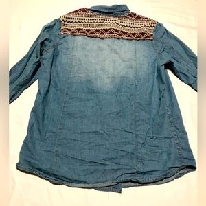 INSO Women’s Long Sleeve Button Down Denim Boho Shirt Size M
